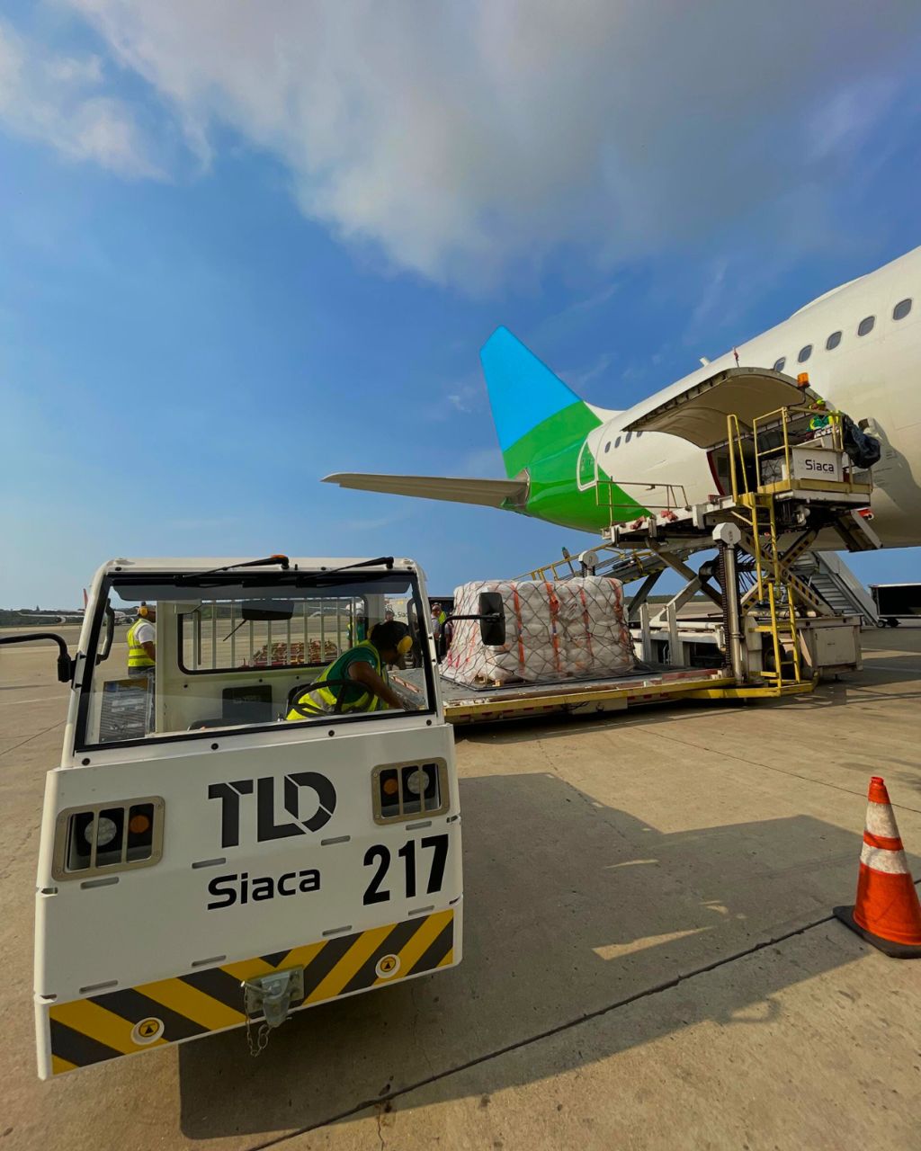 From Ramp Paperwork to Real-Time Safety: How Siaca Transformed Airport Risk Operations with Ragic Icon