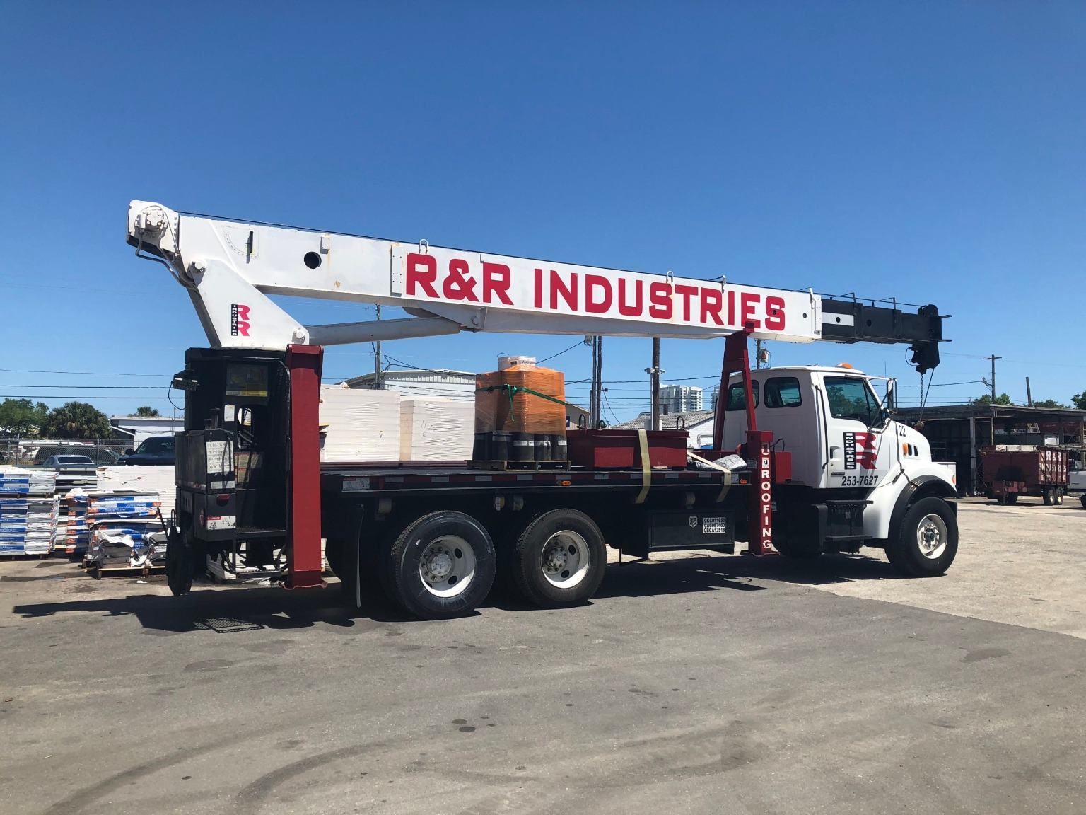 A Roofing Database Made by a Roofing Company: R&R Industries' Success With Ragic Icon