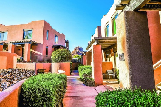 Bell Rock Inn